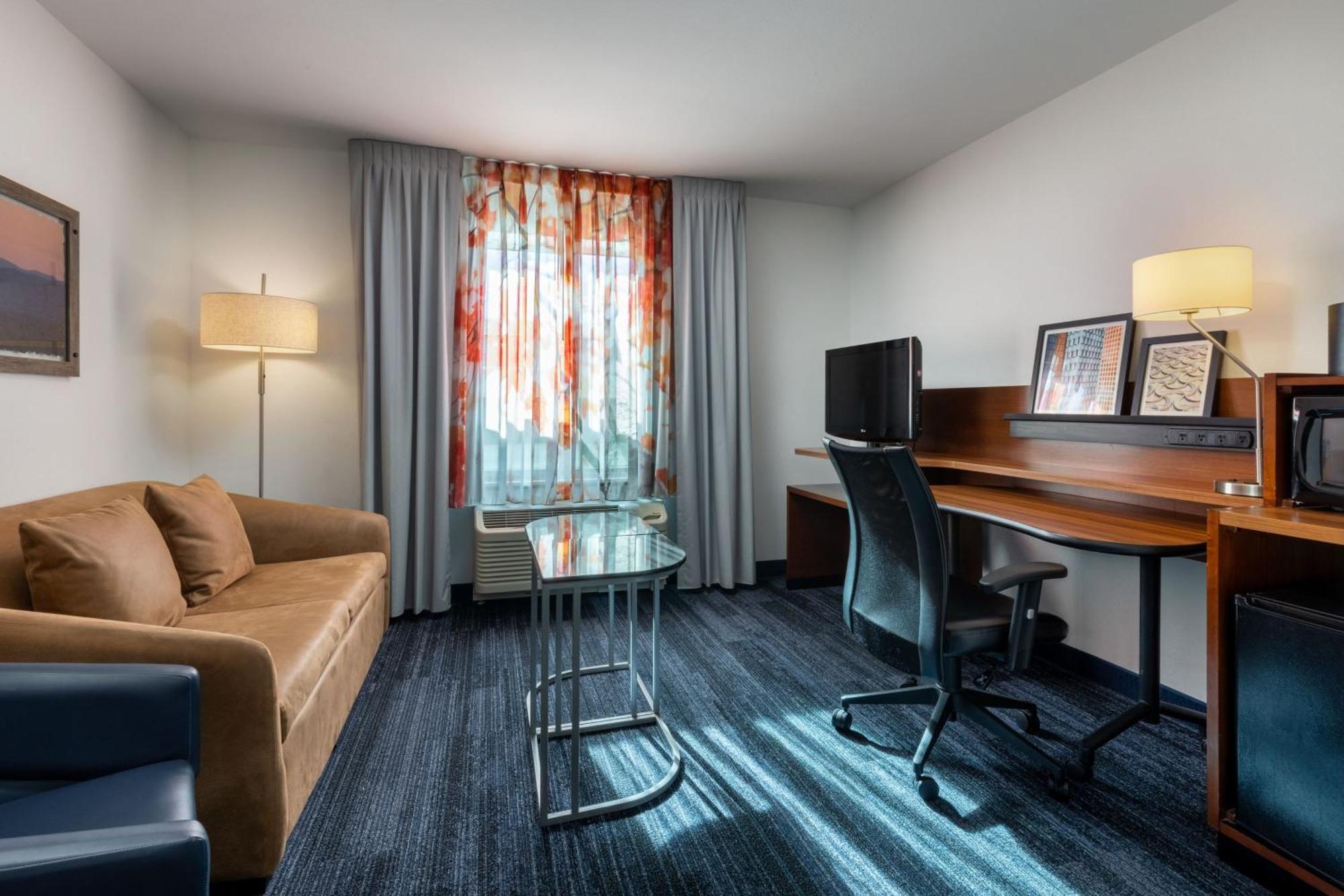 Fairfield Inn & Suites By Marriott Smithfield Esterno foto